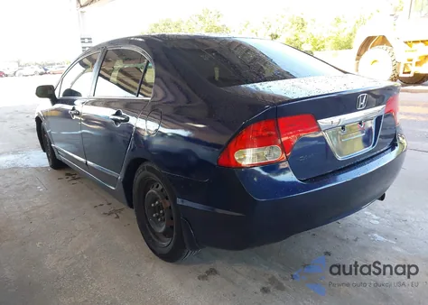 2010 Honda Civic Lx z USA, uszkodzony, nr VIN 19XFA1F50AE076665